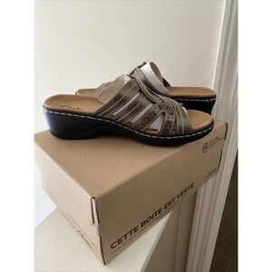 Clarks Bronze Leather Slip On Slides Comfort Wedge Sandals woman’s size 10M